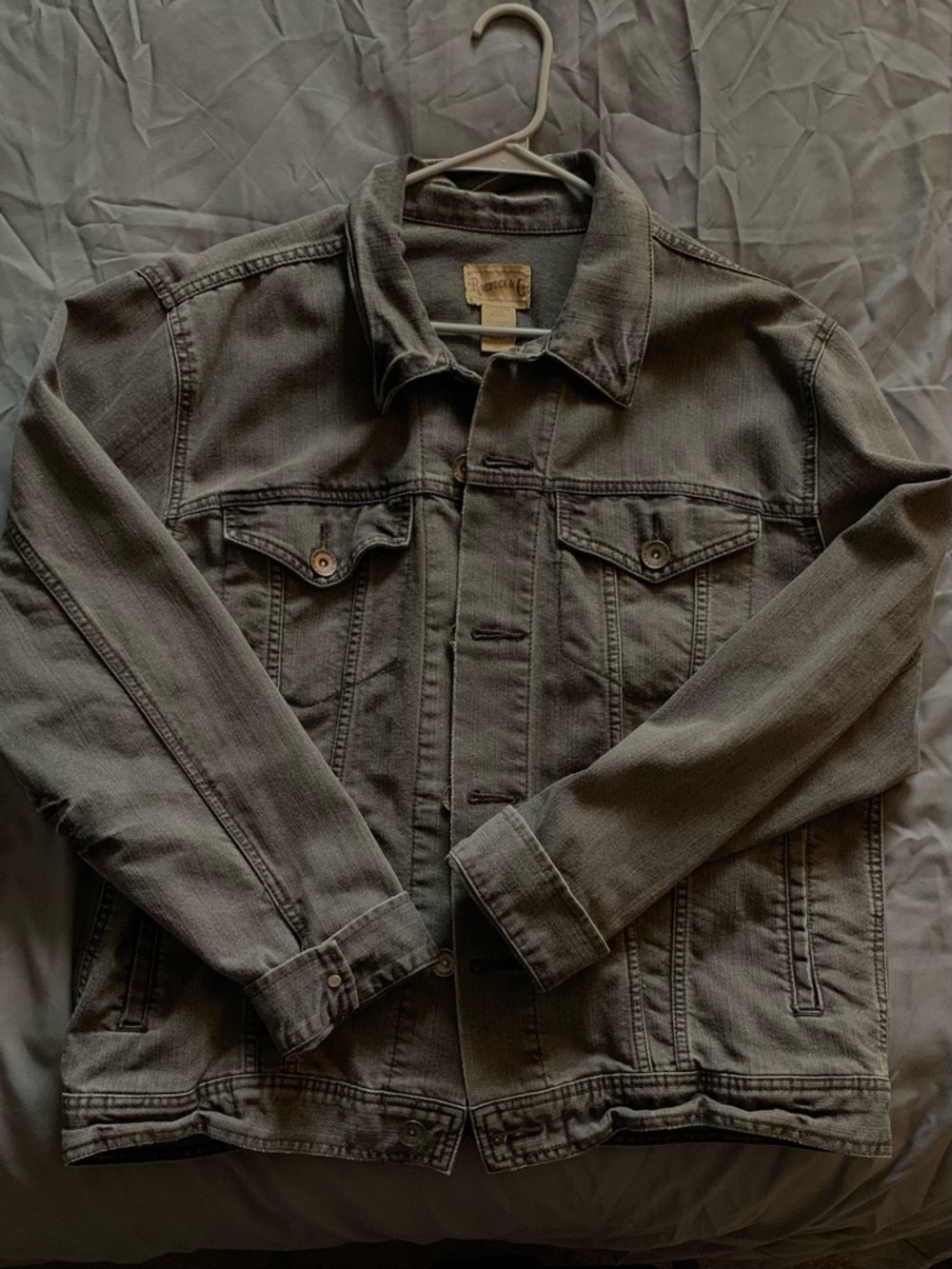 Men's Gray Denim Jacket - Classic Trucker Style